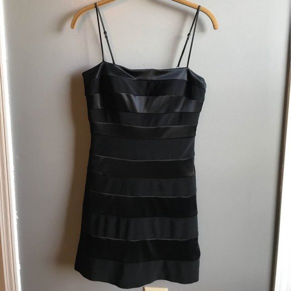 Black Dress OC by Oleg Cassini - Picture 1 of 3